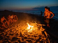 5 luglio: al mare : chiarabufalo, davideiuso, elisabettaruino, falò, francescoselvaggio, fuoco, kevingiannini, lucianoungaro, marinadiserracapriola, michaelciavarella, tramonti
