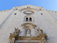 DSC 2232 : bari, monumenti