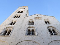 DSC 2262 : bari, monumenti