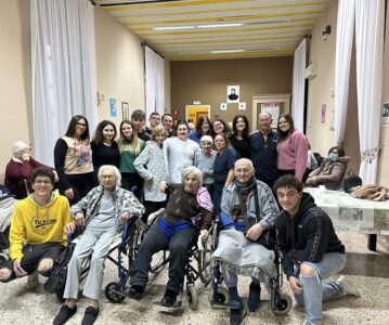 Riprendono le visite agli anziani del casa di riposo